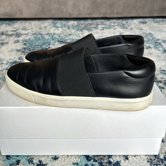 Vince Black Leather Slip On Shoes - Picture 2 of 6